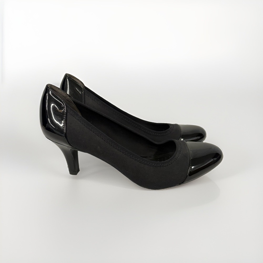 LifeStride Sasha Stretch Pumps Womens 10M Black Patent Cap Toe Soft System S1